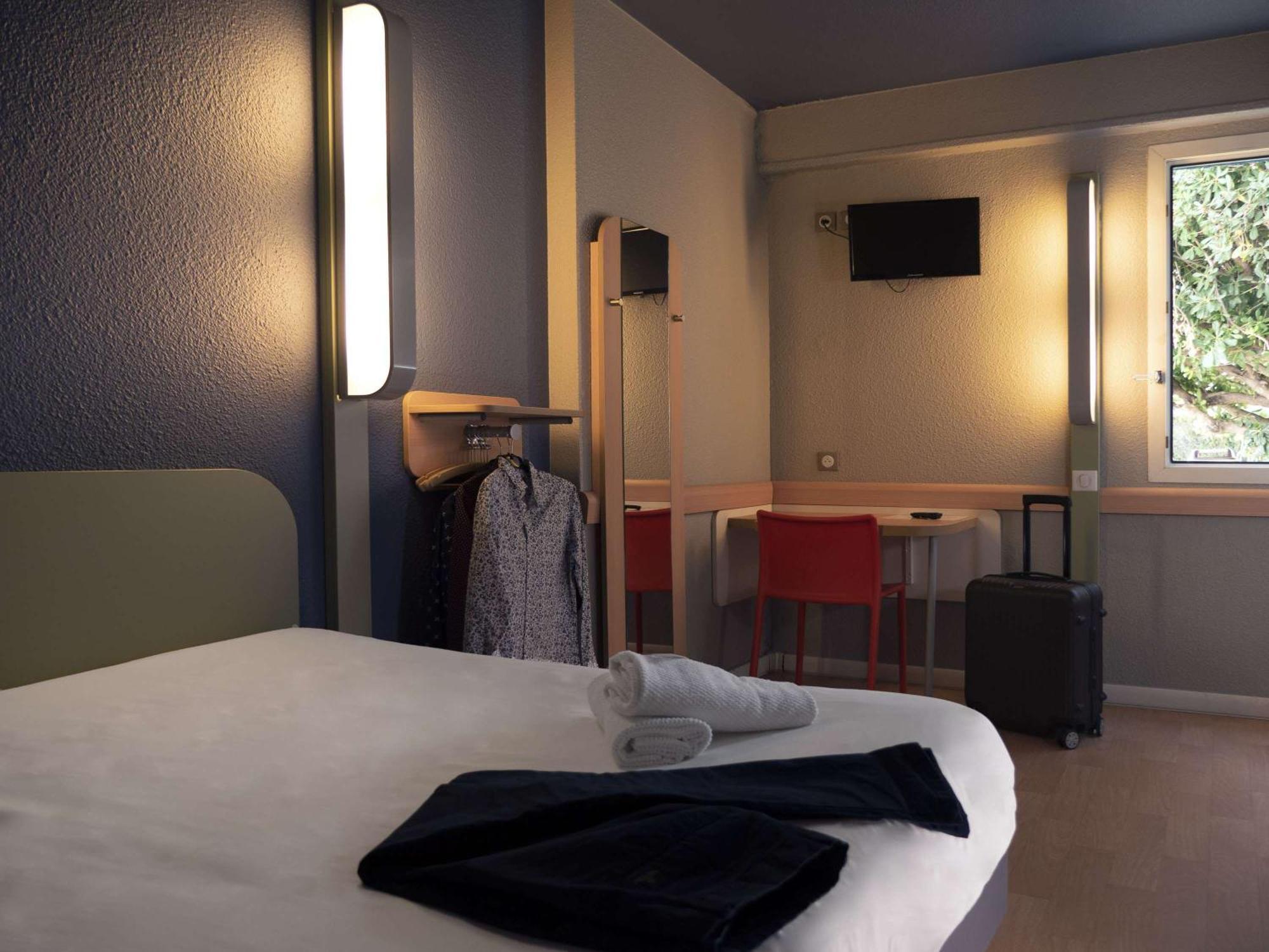 Ibis Budget Arles Sud Fourchon Exterior photo